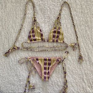 NEW ACACIA arrows Tunnels top + Namotu bottoms